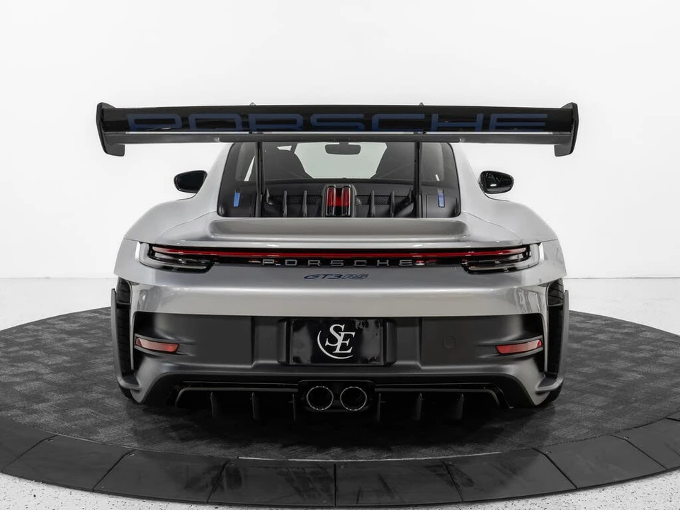 2025 Porsche 992 GT3 RS - Image 7 of 31