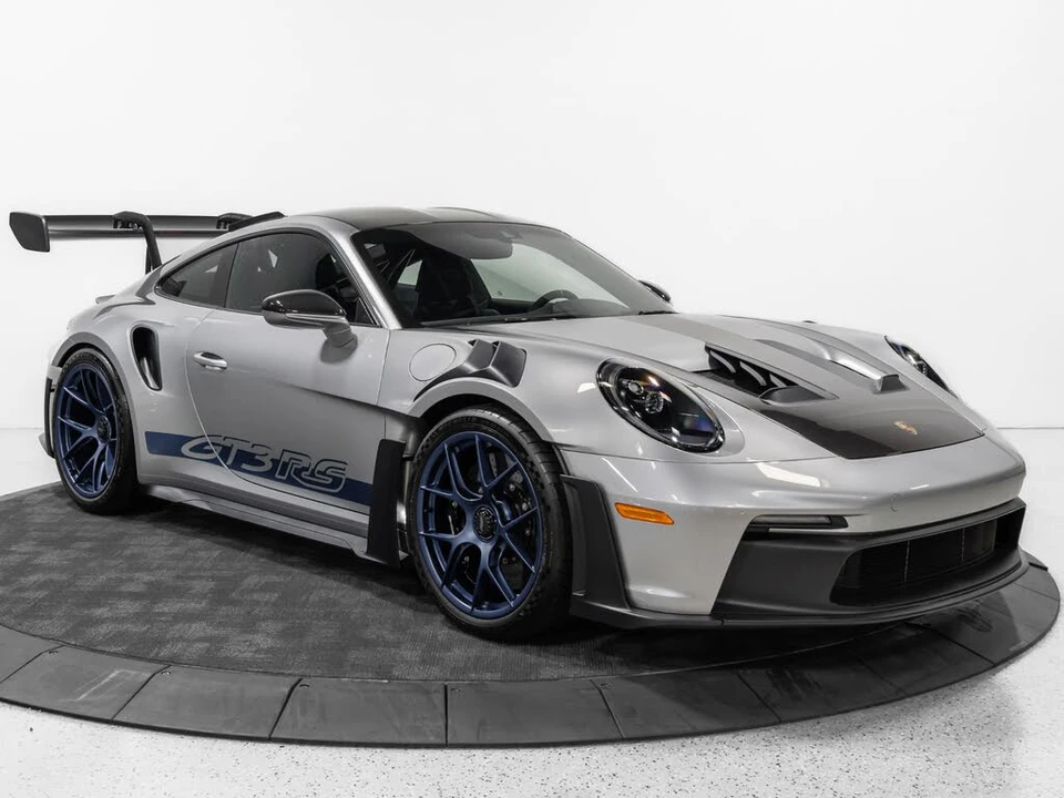 2025 Porsche 992 GT3 RS - Image 11 of 31