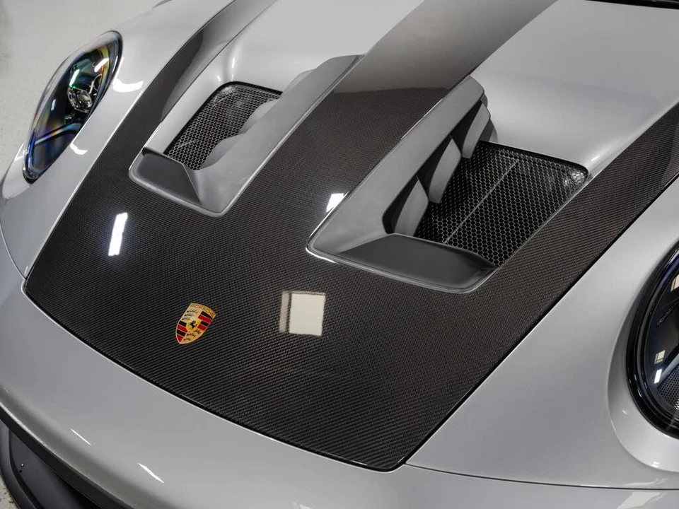 2025 Porsche 992 GT3 RS - Image 18 of 31