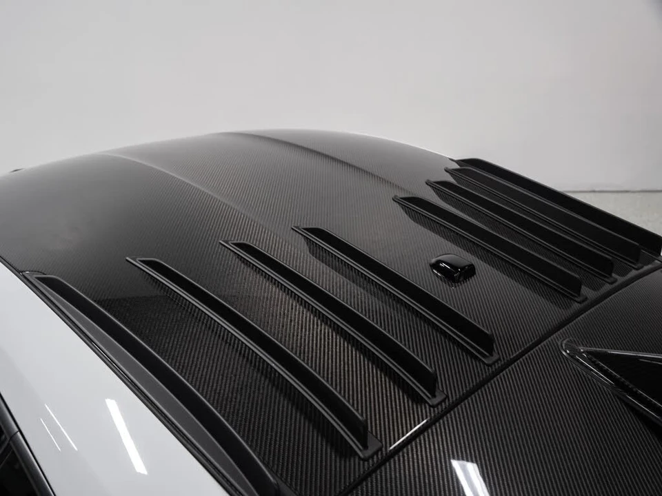 2025 Porsche 992 GT3 RS - Image 24 of 31