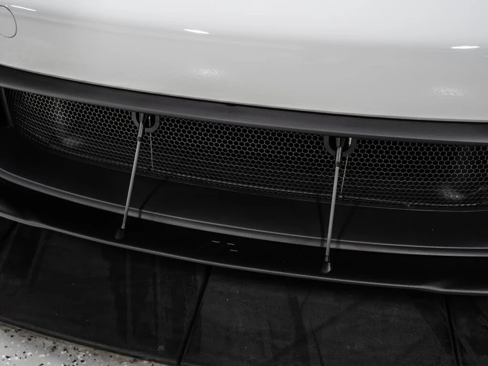 2025 Porsche 992 GT3 RS - Image 19 of 31
