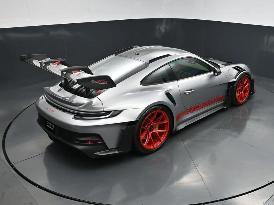 2025 Porsche 992 GT3 RS - Image 20 of 31