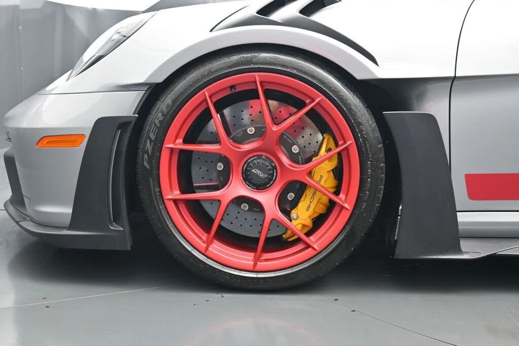 2025 Porsche 992 GT3 RS - Image 8 of 31