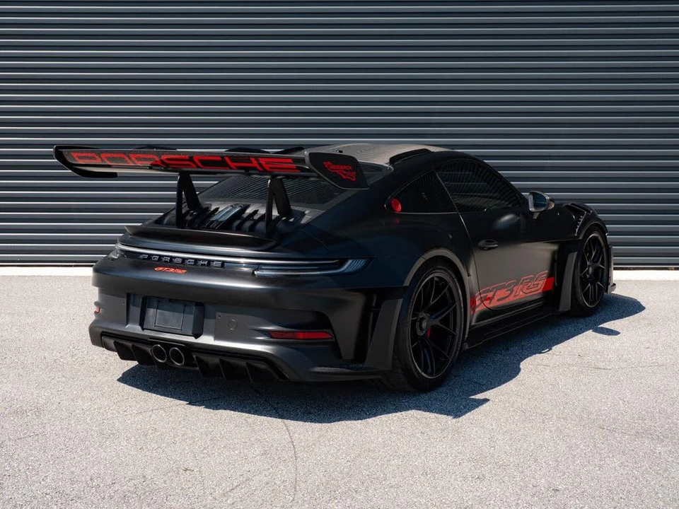 2025 Porsche 992 GT3 RS - Image 23 of 28