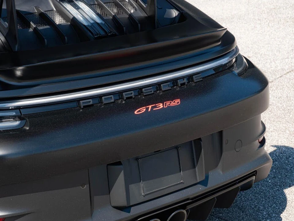 2025 Porsche 992 GT3 RS - Image 27 of 28