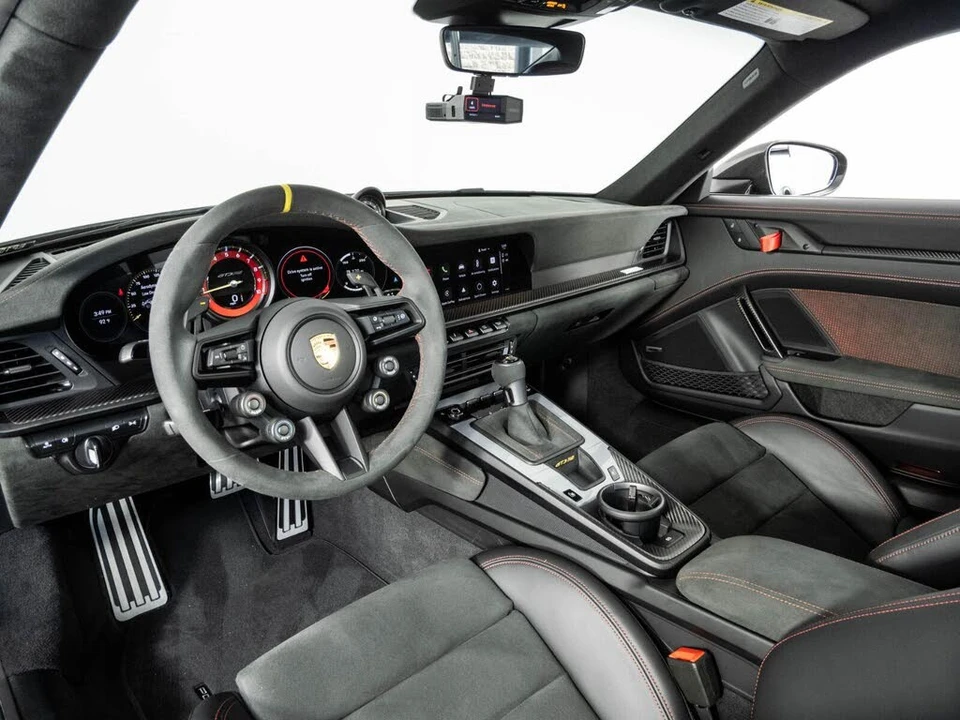 2025 Porsche 992 GT3 RS - Image 4 of 28