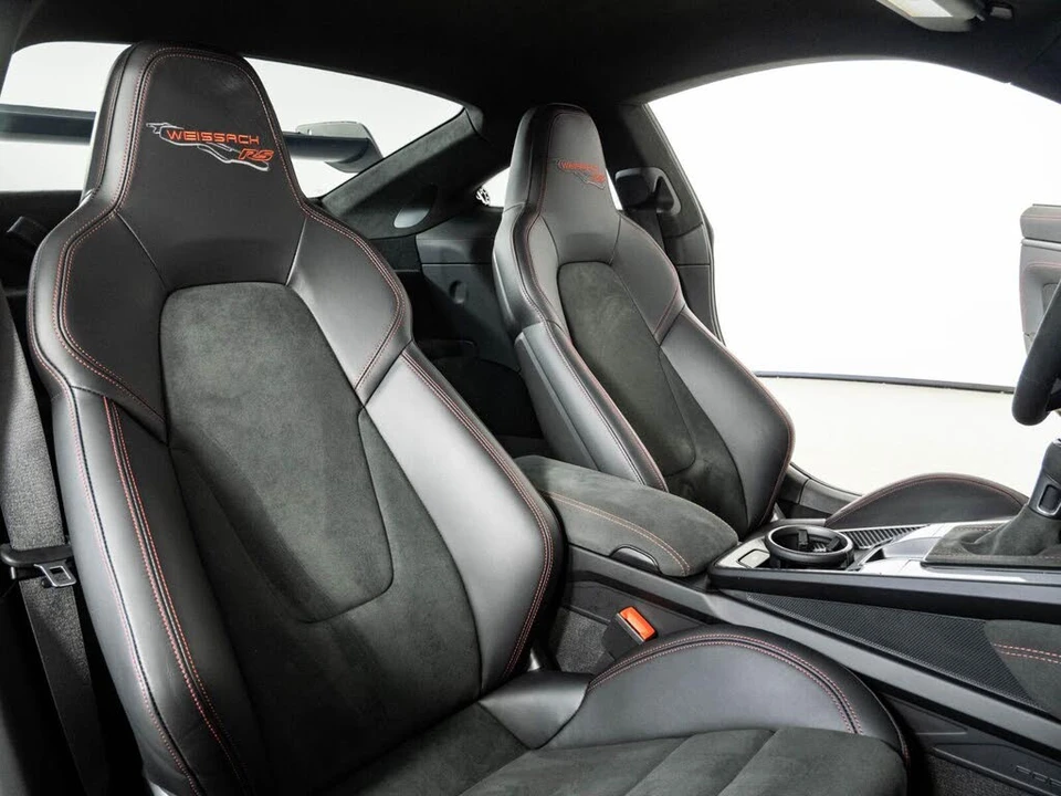 2025 Porsche 992 GT3 RS - Image 18 of 28