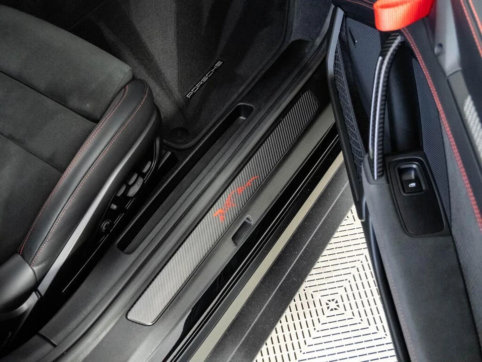 2025 Porsche 992 GT3 RS - Image 20 of 28