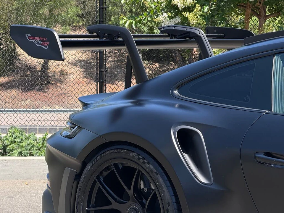 2025 Porsche 992 GT3 RS - Image 15 of 31