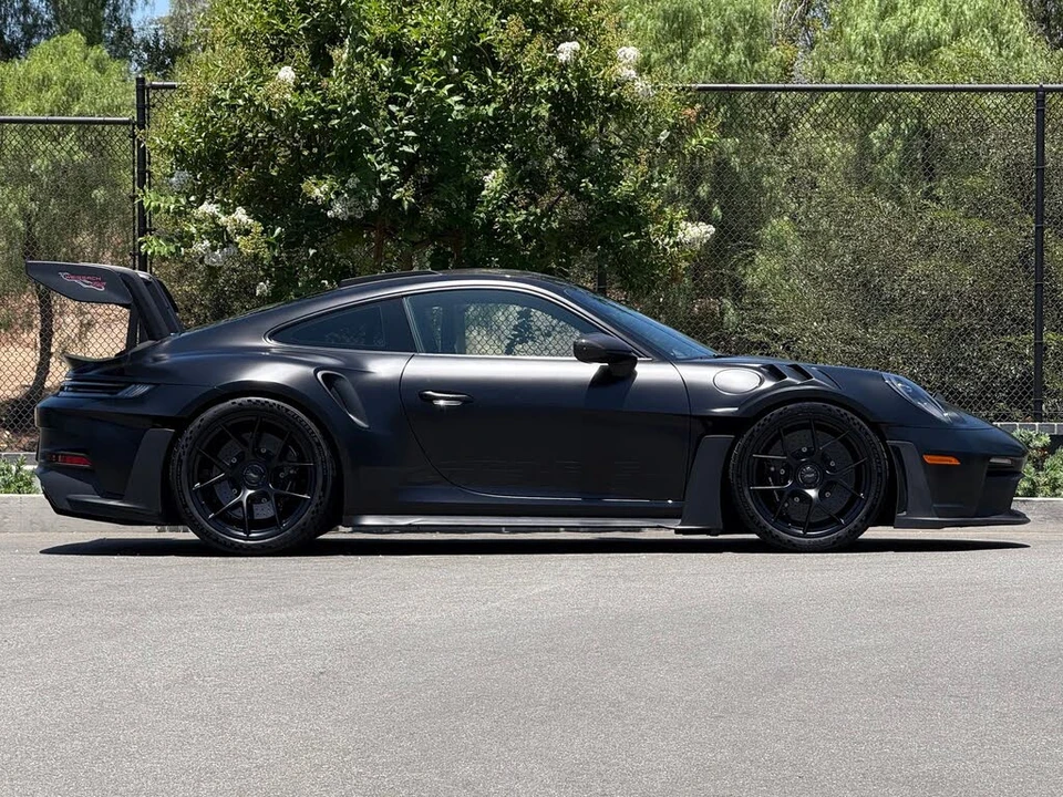 2025 Porsche 992 GT3 RS - Image 8 of 31