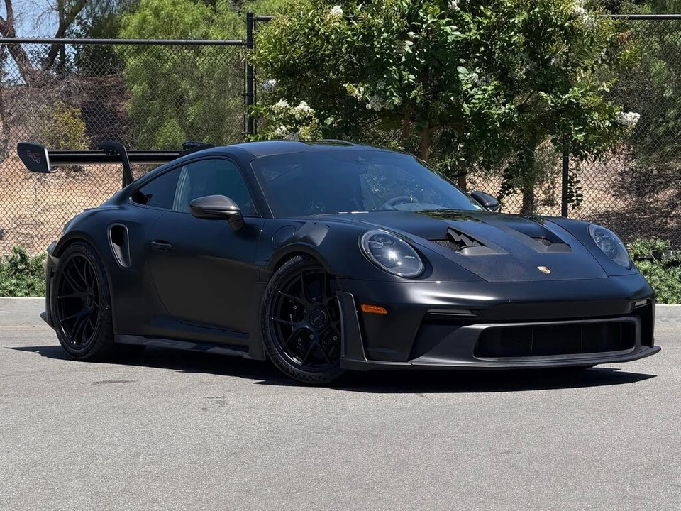 2025 Porsche 992 GT3 RS - Image 9 of 31