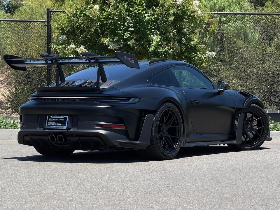 2025 Porsche 992 GT3 RS - Image 7 of 31