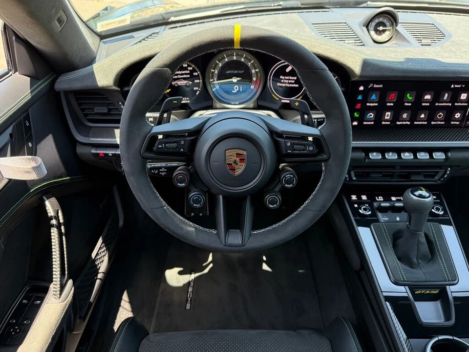 2025 Porsche 992 GT3 RS - Image 17 of 31
