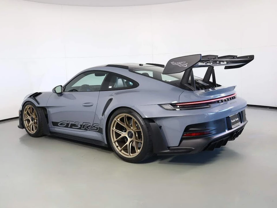 2025 Porsche 992 GT3 RS - Image 3 of 27