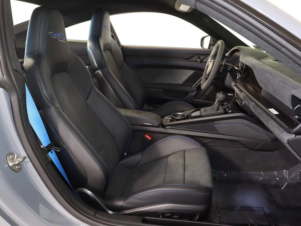 2025 Porsche 992 GT3 RS - Image 21 of 27