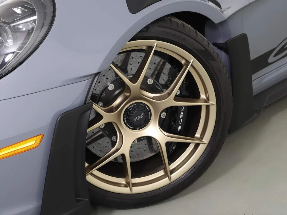 2025 Porsche 992 GT3 RS - Image 27 of 27