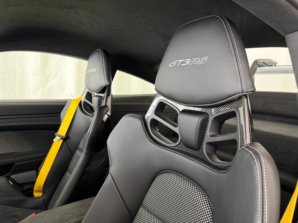 2025 Porsche 992 GT3 RS - Image 22 of 25