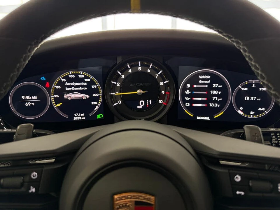 2025 Porsche 992 GT3 RS - Image 19 of 25