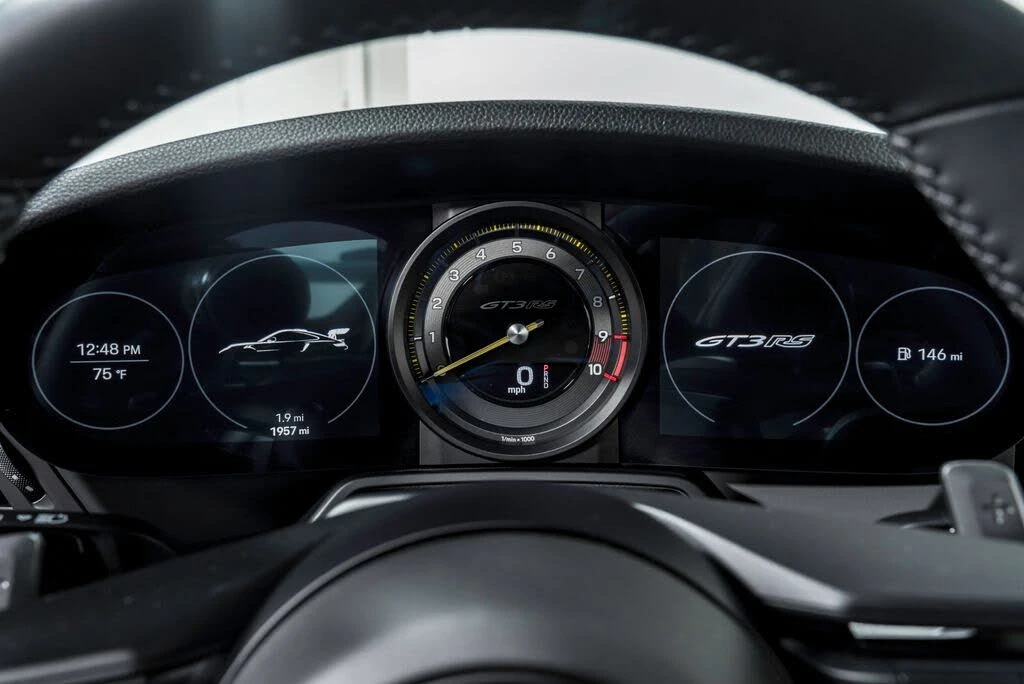 2025 Porsche 992 GT3 RS - Image 15 of 31
