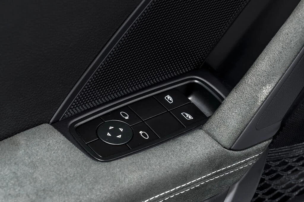 2025 Porsche 992 GT3 RS - Image 10 of 31