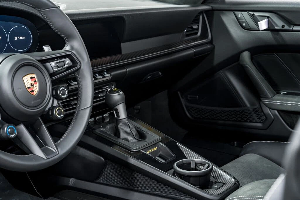 2025 Porsche 992 GT3 RS - Image 23 of 31
