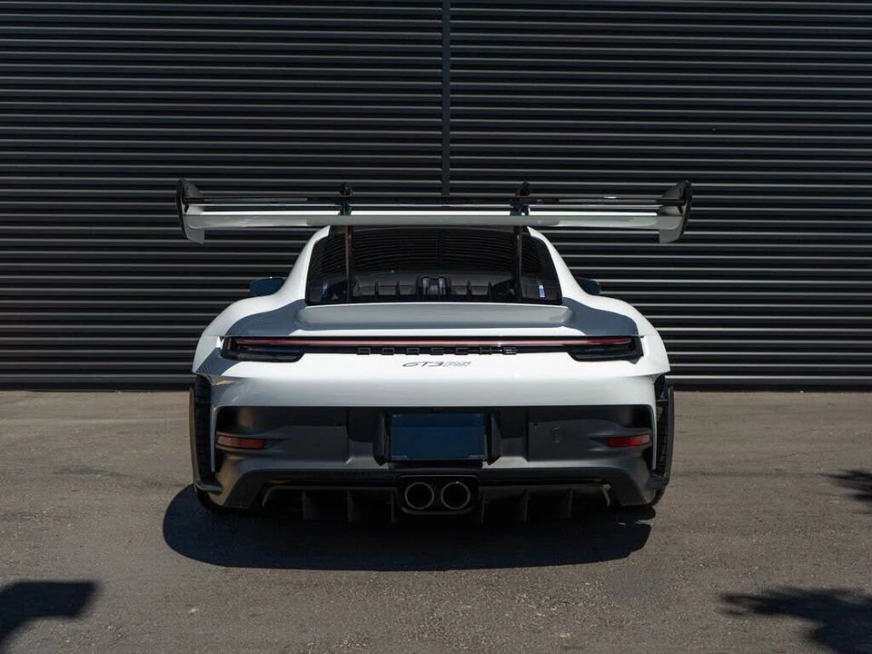 2025 Porsche 992 GT3 RS - Image 10 of 31