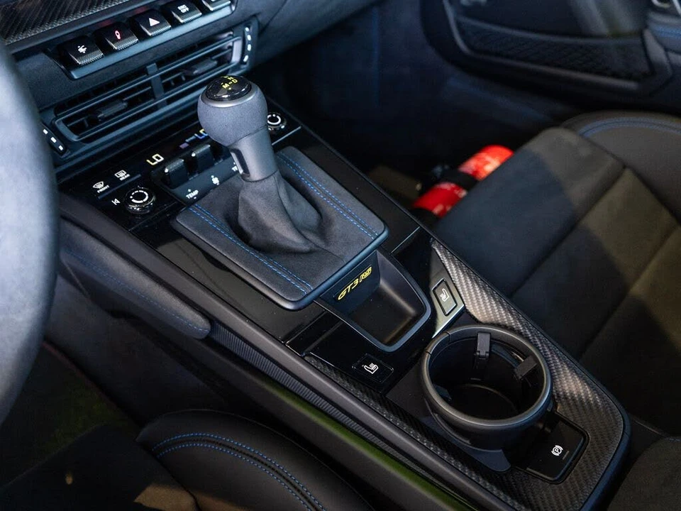 2025 Porsche 992 GT3 RS - Image 24 of 31