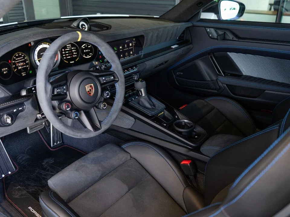 2025 Porsche 992 GT3 RS - Image 5 of 31