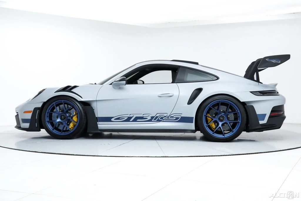 2025 Porsche 992 GT3 RS - Image 2 of 21