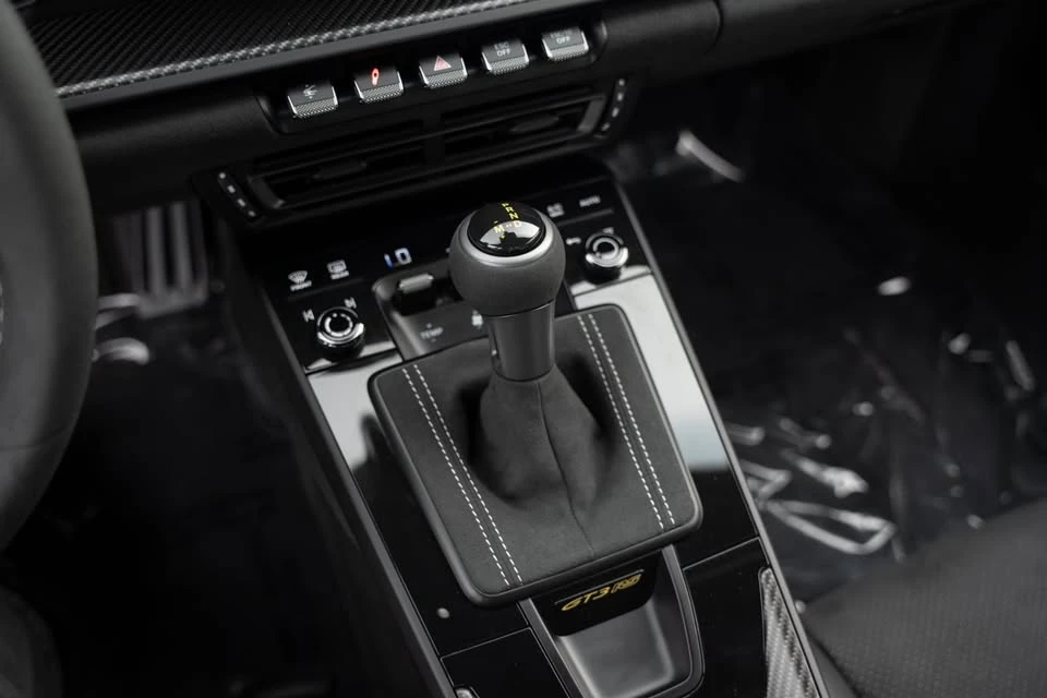 2025 Porsche 992 GT3 RS - Image 16 of 16
