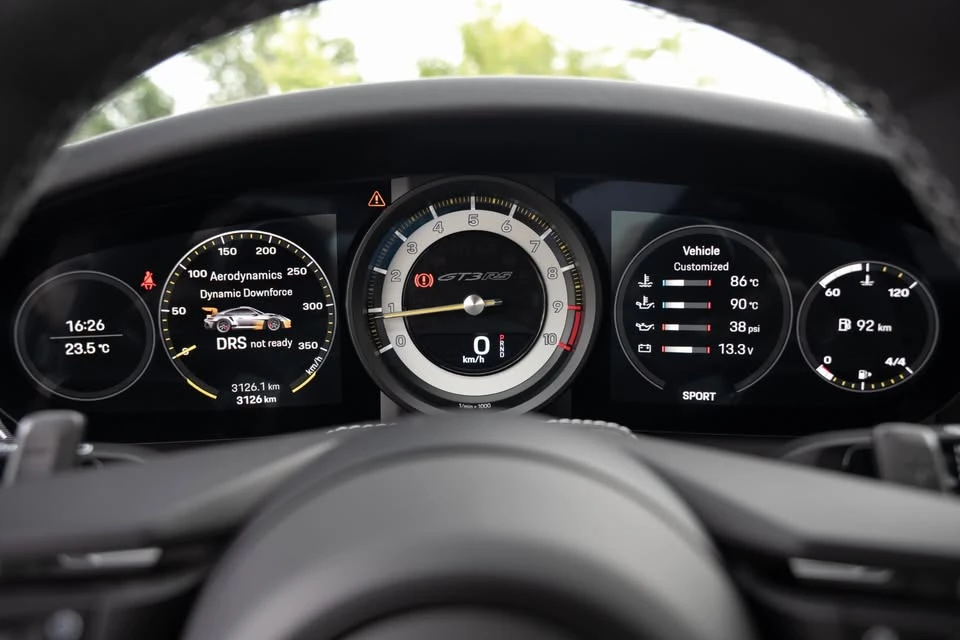 2025 Porsche 992 GT3 RS - Image 9 of 16