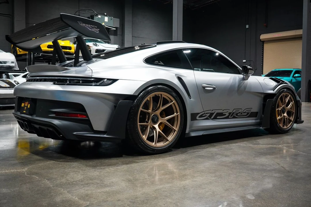 2025 Porsche 992 GT3 RS - Image 5 of 31