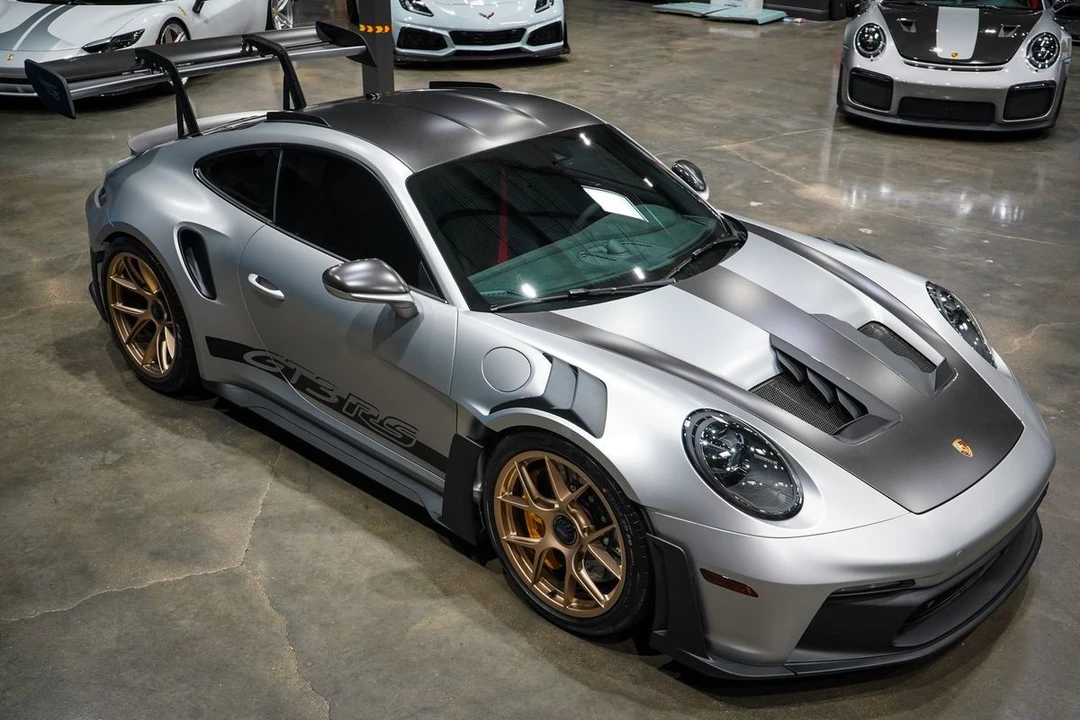 2025 Porsche 992 GT3 RS - Image 18 of 31