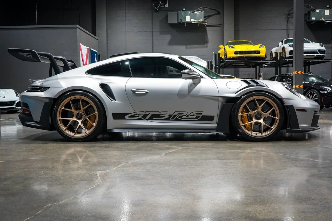 2025 Porsche 992 GT3 RS - Image 6 of 31