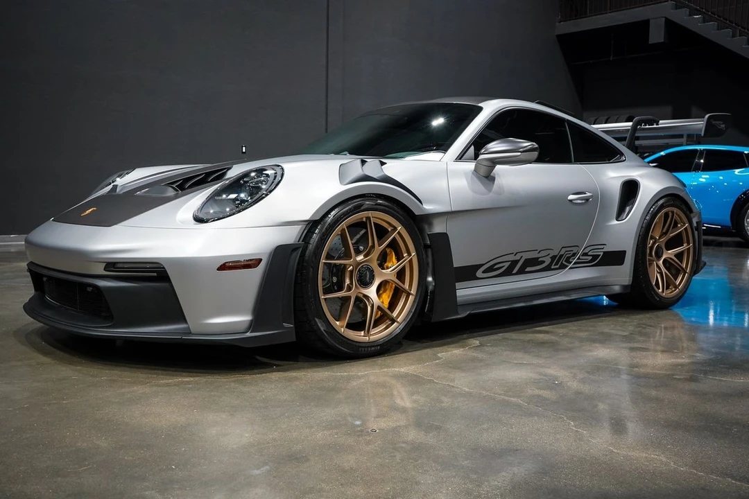 2025 Porsche 992 GT3 RS - Image 10 of 31