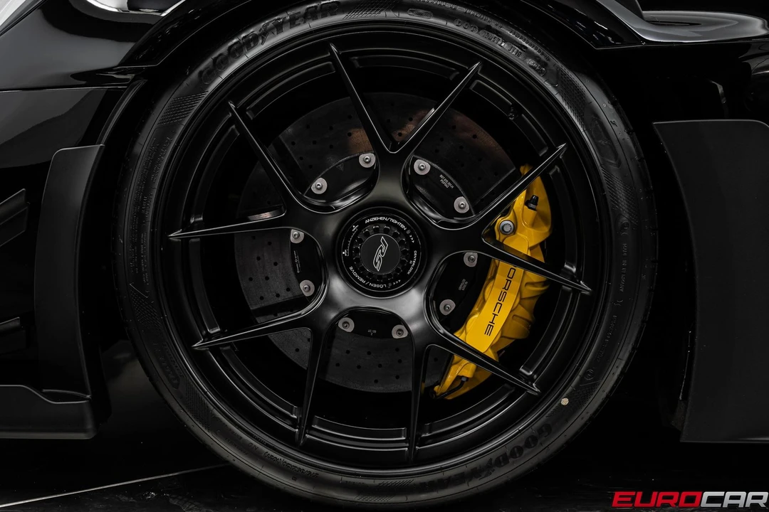 2025 Porsche 992 GT3 RS - Image 15 of 31