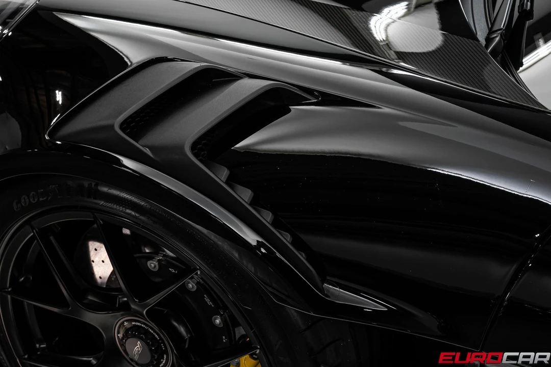 2025 Porsche 992 GT3 RS - Image 17 of 31