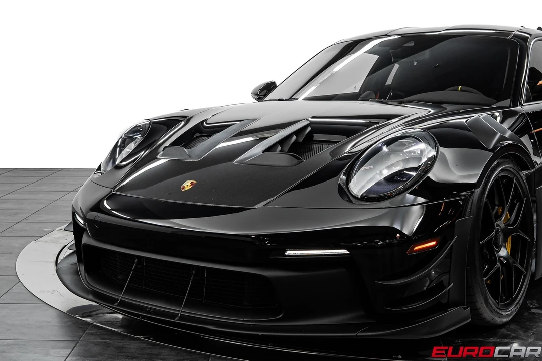 2025 Porsche 992 GT3 RS - Image 13 of 31