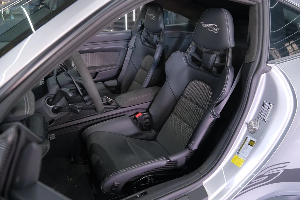 2025 Porsche 992 GT3 RS - Image 12 of 31