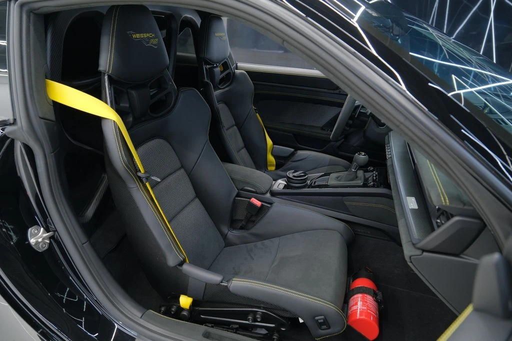 2025 Porsche 992 GT3 RS - Image 30 of 31