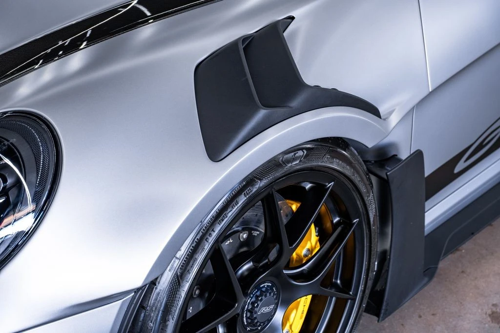 2025 Porsche 992 GT3 RS - Image 7 of 31