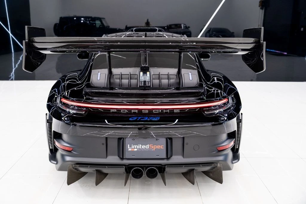 2025 Porsche 992 GT3 RS - Image 19 of 21