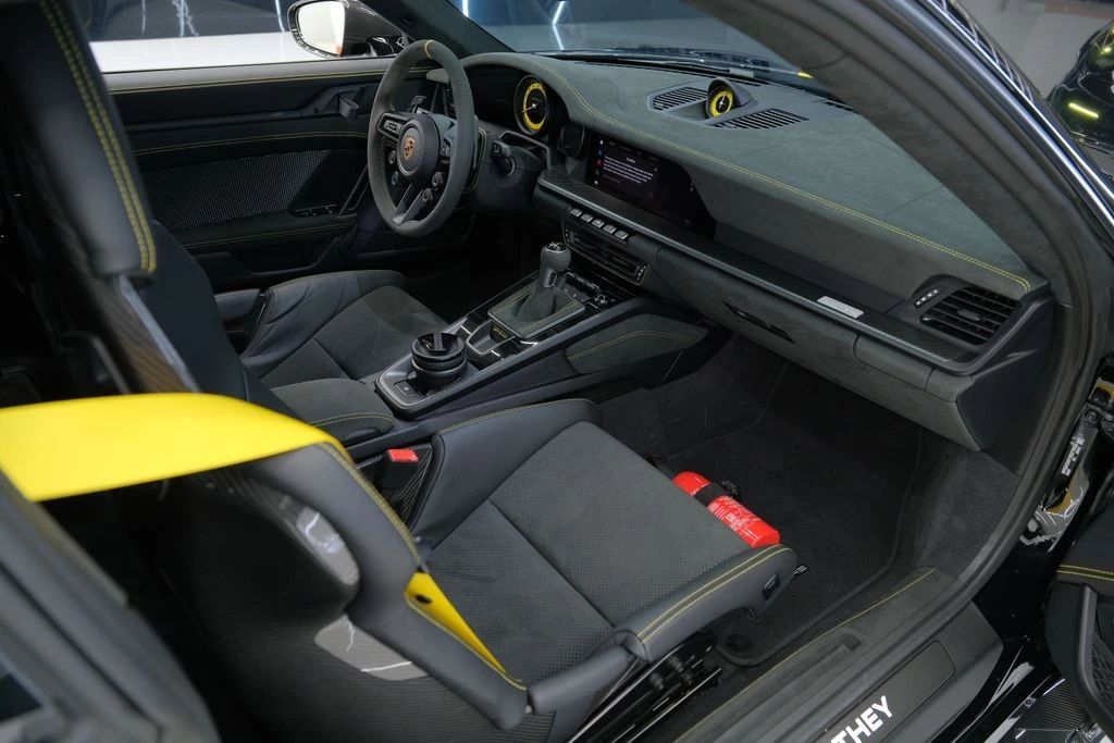 2025 Porsche 992 GT3 RS - Image 31 of 31