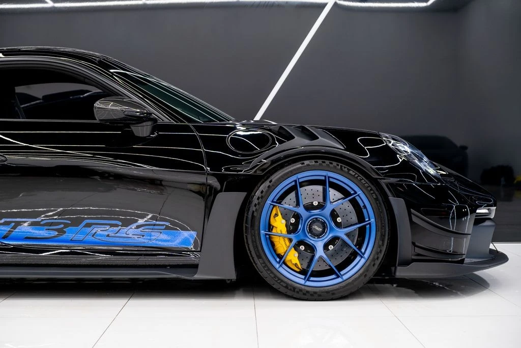 2025 Porsche 992 GT3 RS - Image 9 of 21