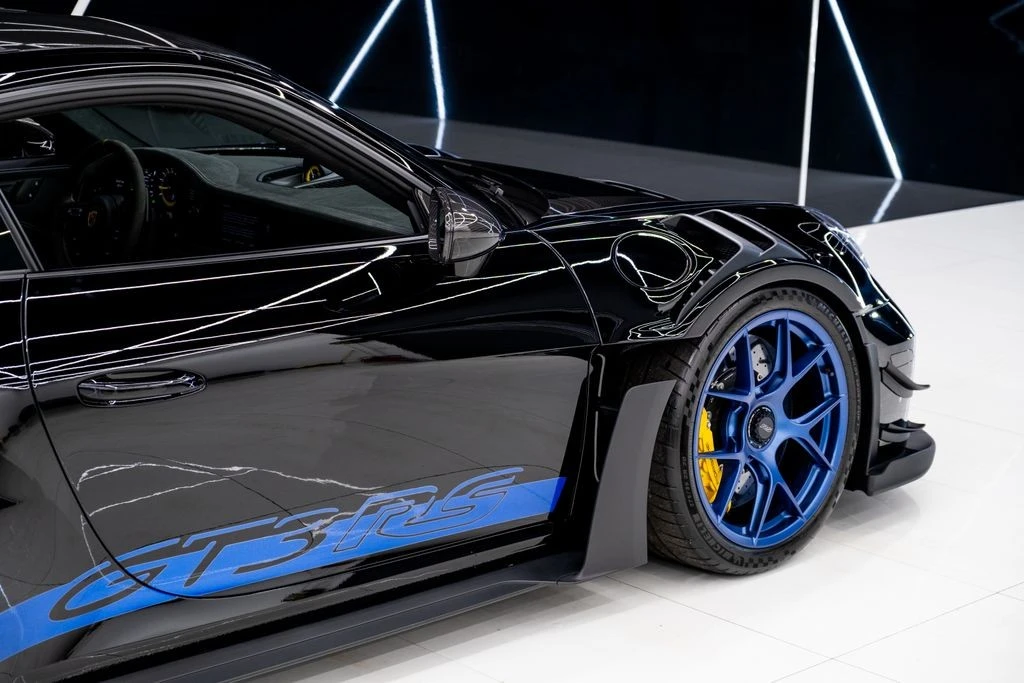 2025 Porsche 992 GT3 RS - Image 10 of 21
