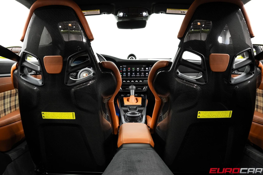 2025 Porsche 992 GT3 RS - Image 30 of 31