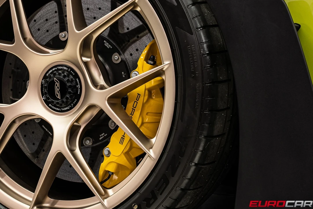 2025 Porsche 992 GT3 RS - Image 27 of 31