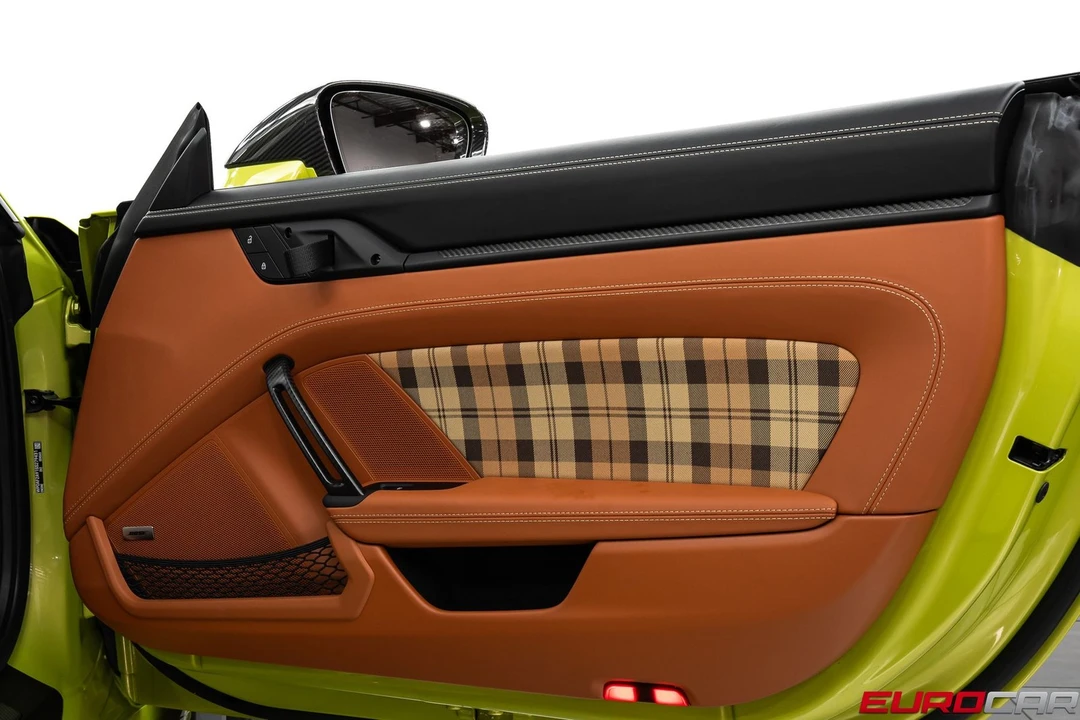 2025 Porsche 992 GT3 RS - Image 28 of 31
