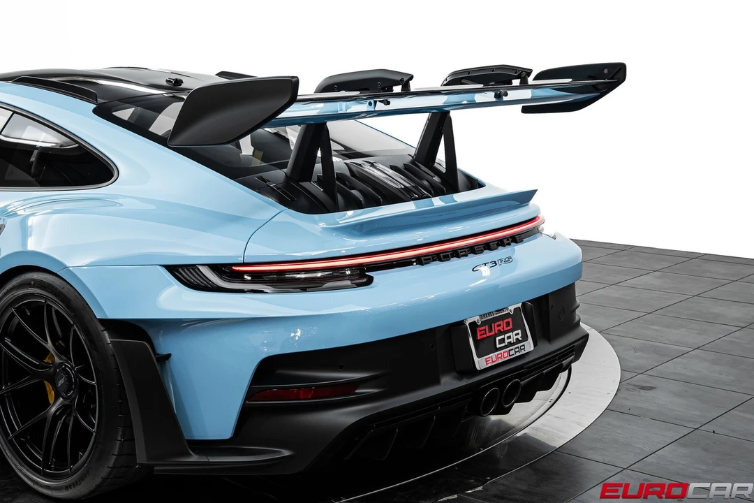2025 Porsche 992 GT3 RS - Image 20 of 31