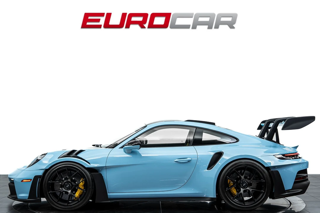2025 Porsche 992 GT3 RS - Image 2 of 31